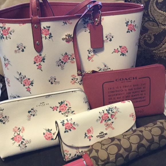 Coach Handbags - Coach Matching Lot Coach Handbags - Coach Matching Lot